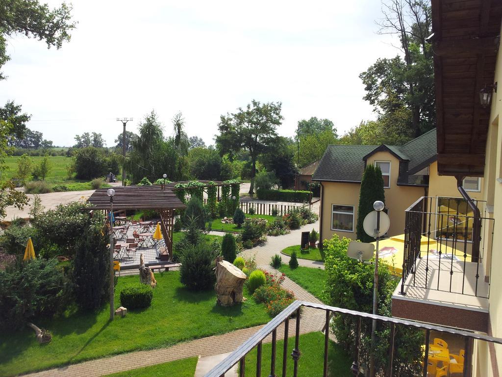 Pensiunea Lunca Arad Exterior photo