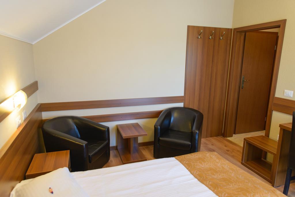 Pensiunea Lunca Arad Exterior photo